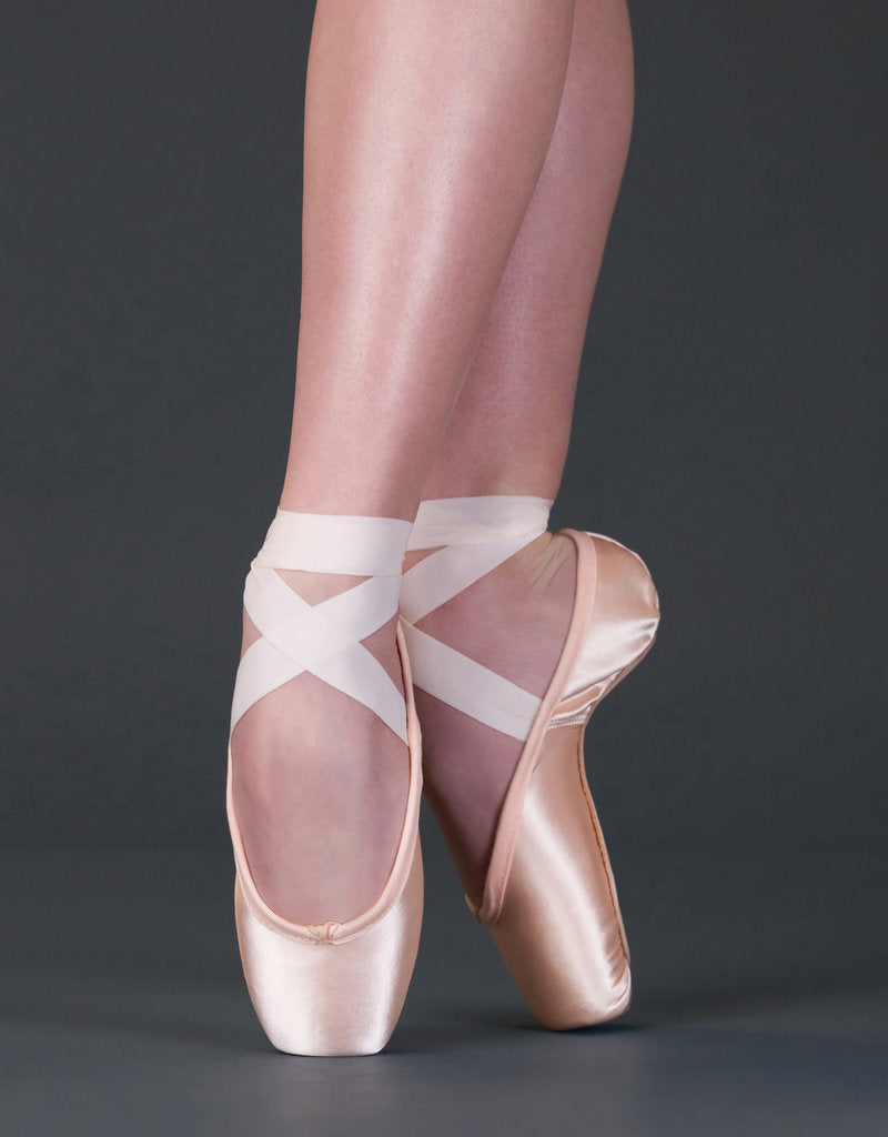 Solo Light Pointe Shoe
