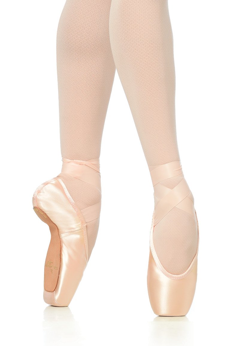 Sculpted Pointe Shoe Supple Shank
